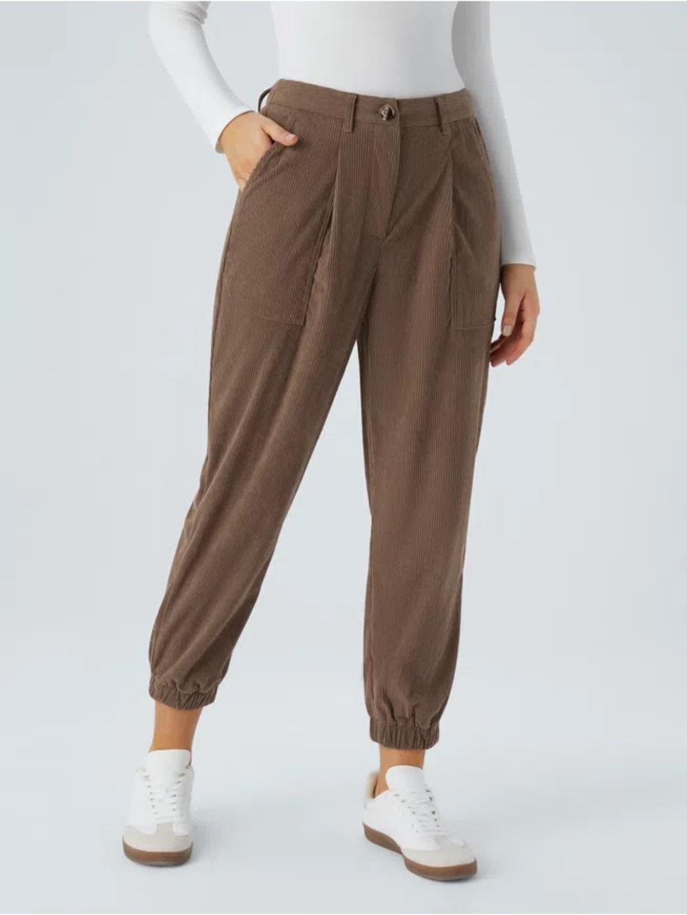 Halara Mid Rise Zipper Pockets Corduroy Casual Joggers Acorn XS petite women’s